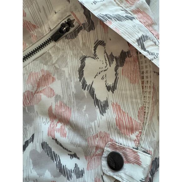 * New ~ FREE PEOPLE ~ Zip Vest ~ Perfect for FALL Layer sz Large ANTHROPOLOGIE - Picture 9 of 11